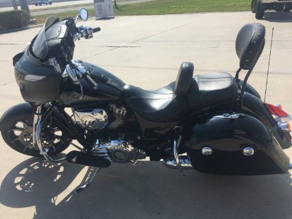 2017 Indian CHIEFTAIN LIMITED 1