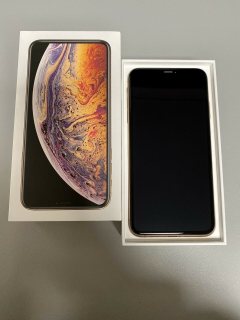 NEW SEALED Apple iPhone XS Max - 512GB - Silver (FACTORY WORLDWIDE UNLOCKED)