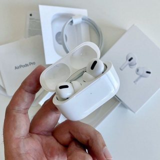 Buy Apple iPhone 8 + Plus  + Airpod 2