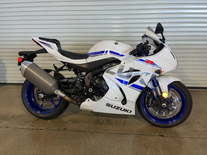 2018 suzuki gsxr 1000 whatsapp: Whatsapp : +17163935355 2