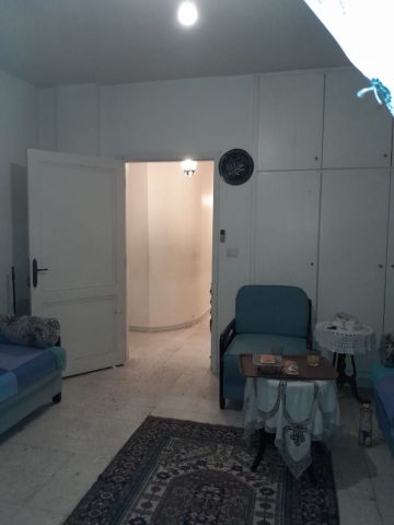 شقة ط السادس ليس الأخير رأس النبع بيروت لبنان 9